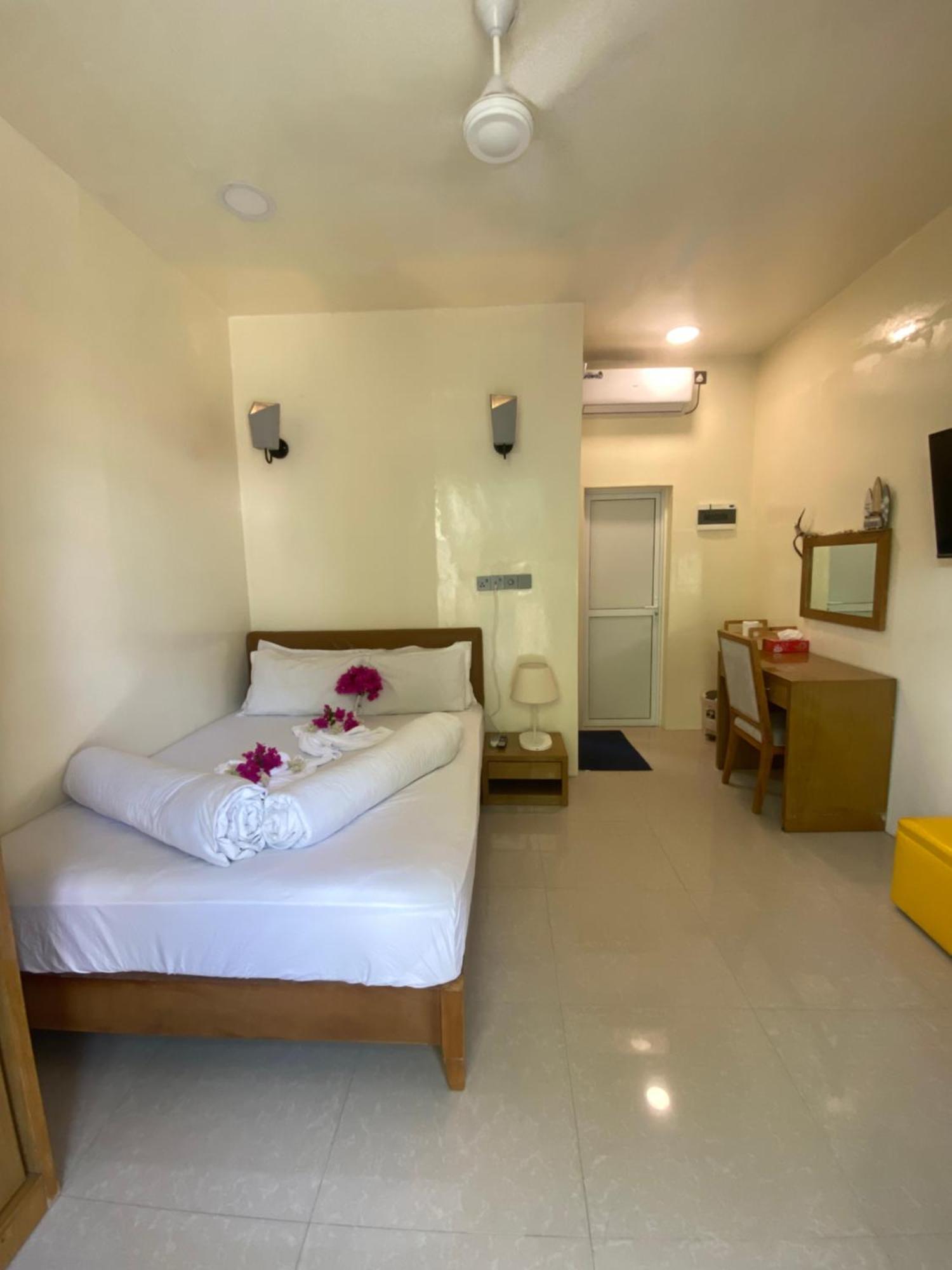 Maavaharu Guest House Himmafushi Exterior foto